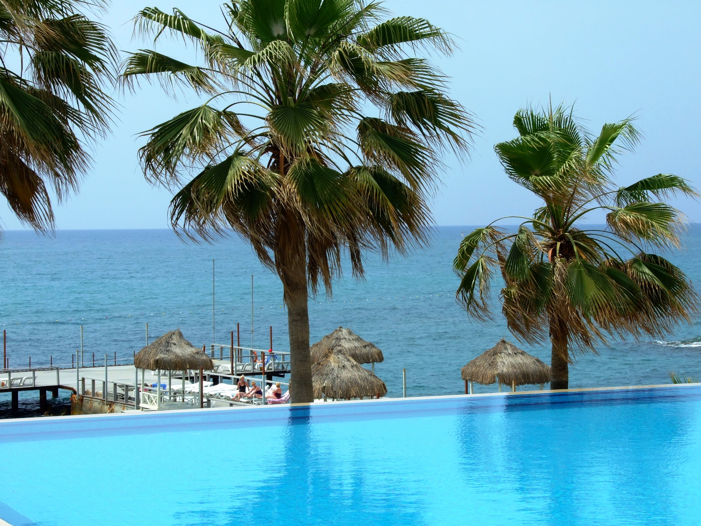 Hotel Jasmine Beach Resort - JASMINE BEACH - jeden z basenów